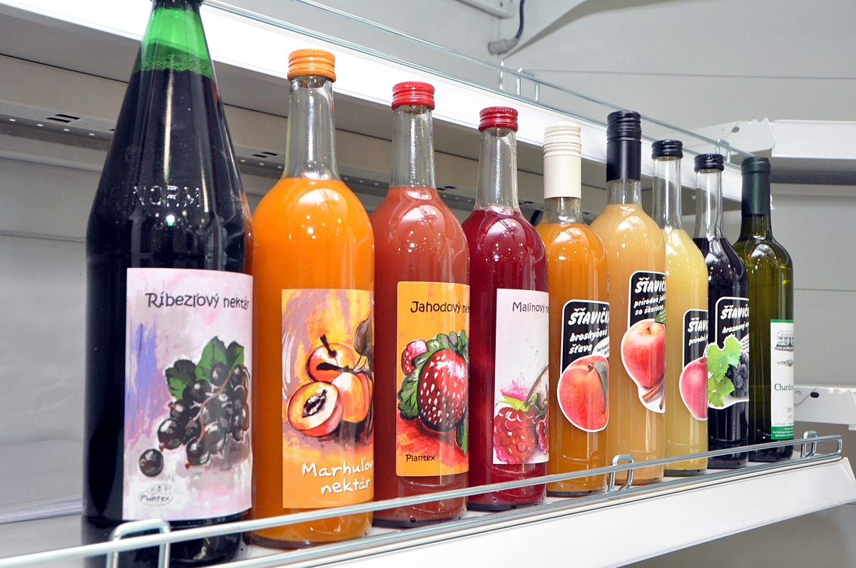 FEM: Introduced the use of the Consumer Studies Laboratory in practice ...